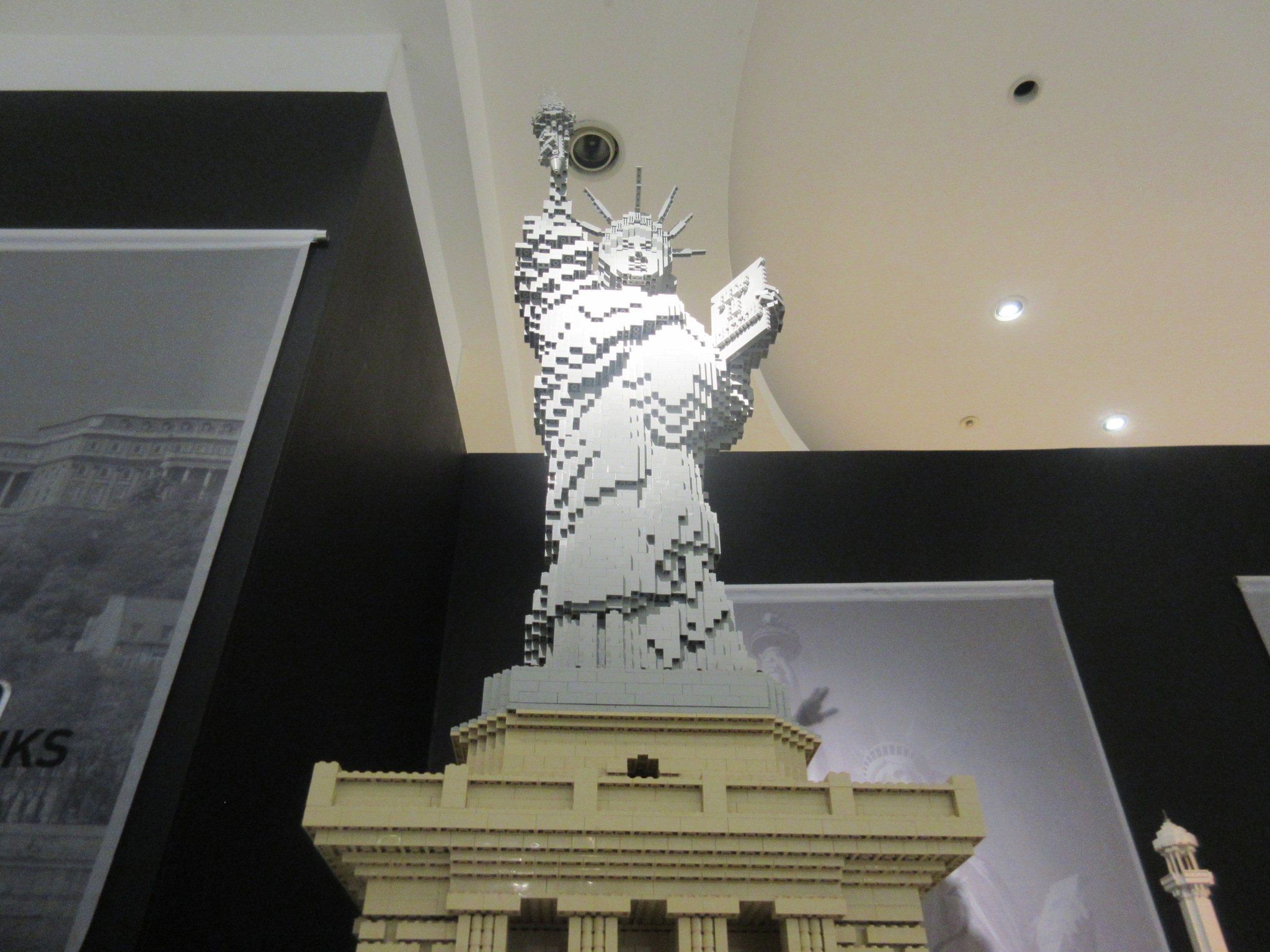 レゴでできた自由の女神像