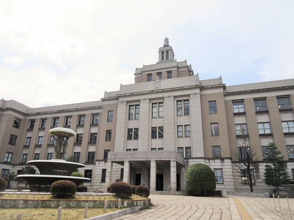 滋賀県庁の外観
