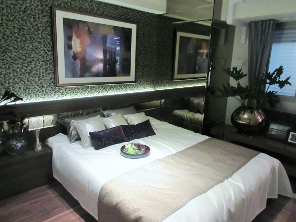 プレサンスレジェンド琵琶湖モデルルームの寝室