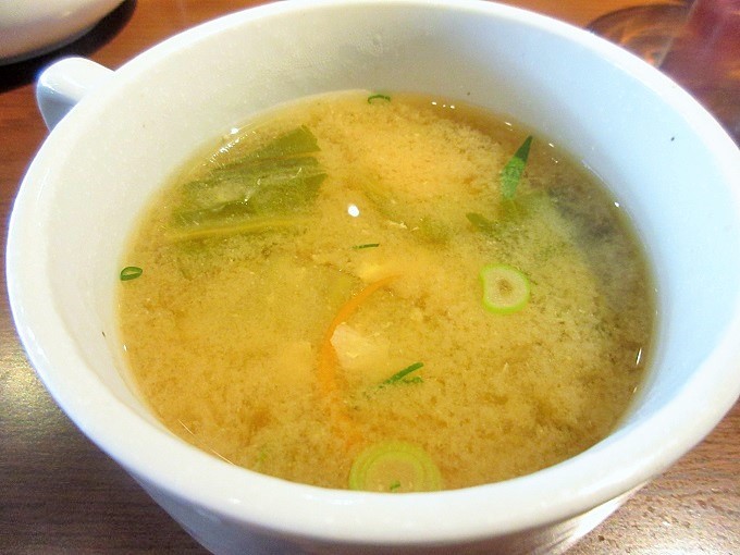 近江牛ダイニングOKAKIのスープ