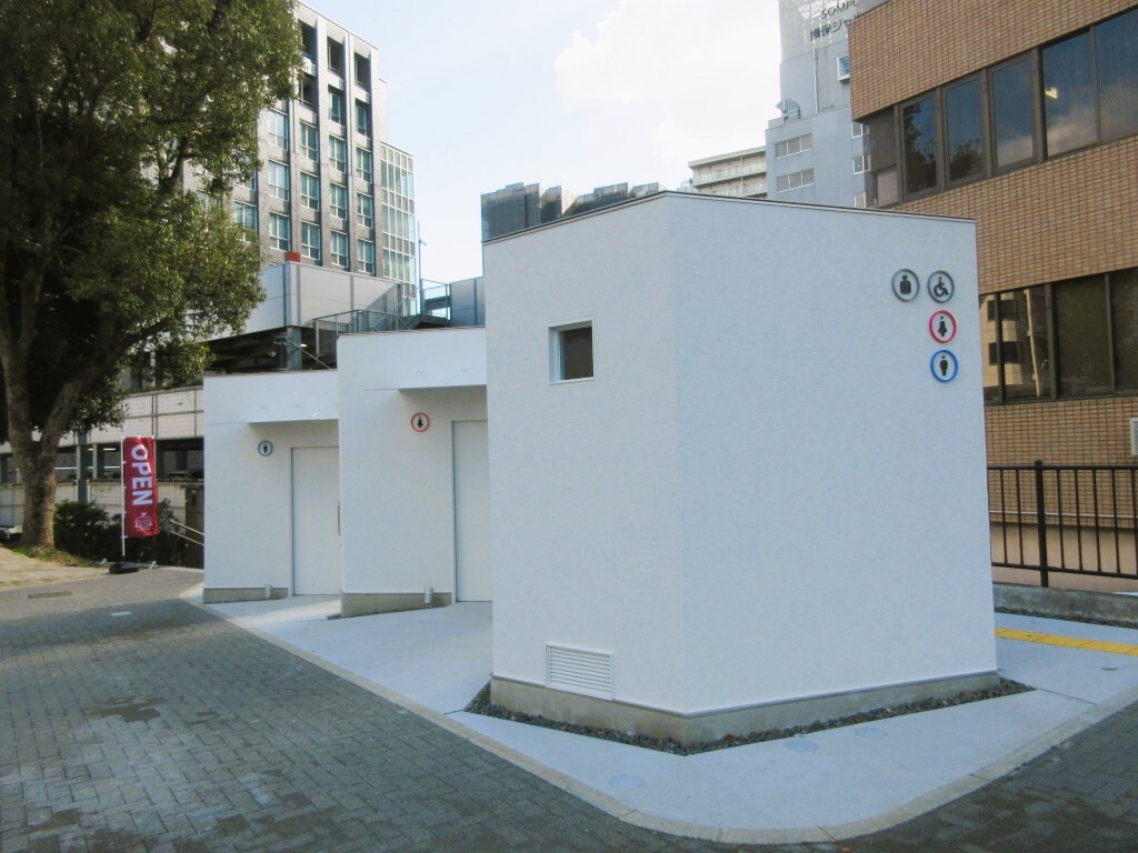 大津駅前公園のトイレ