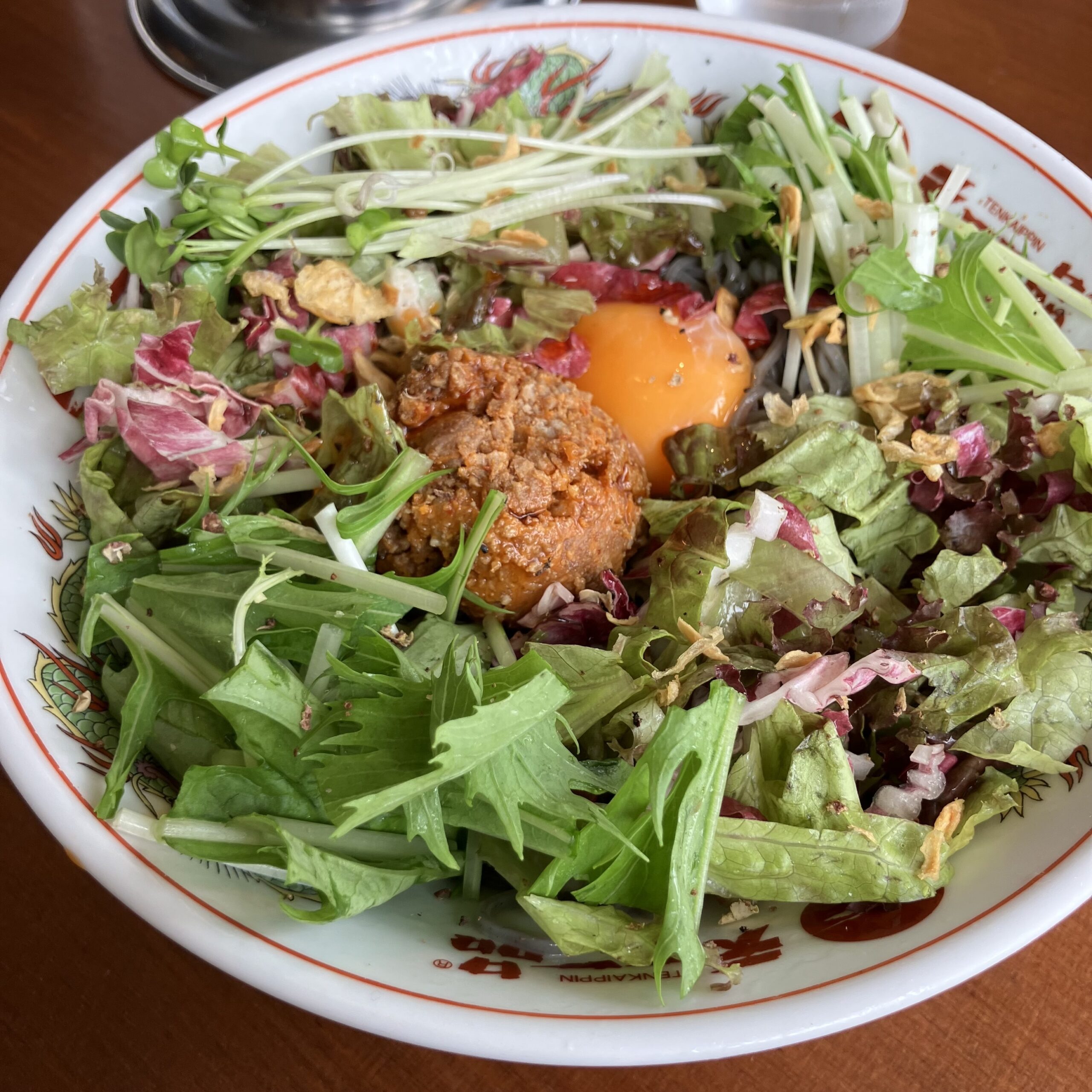 スパイスランドポンセの黒ごま担々麺